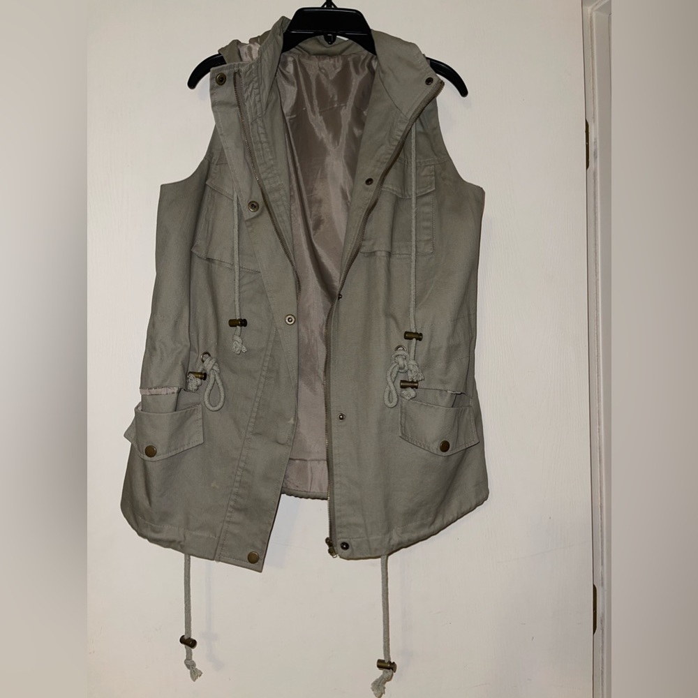 Women’s vest